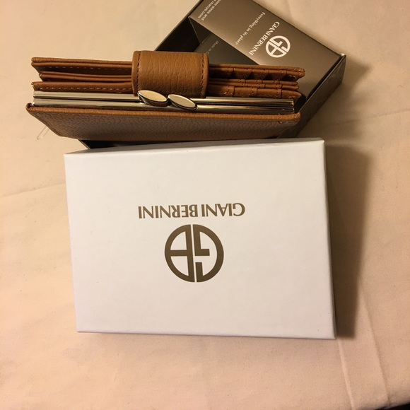 Wallet - Picture 5 of 8